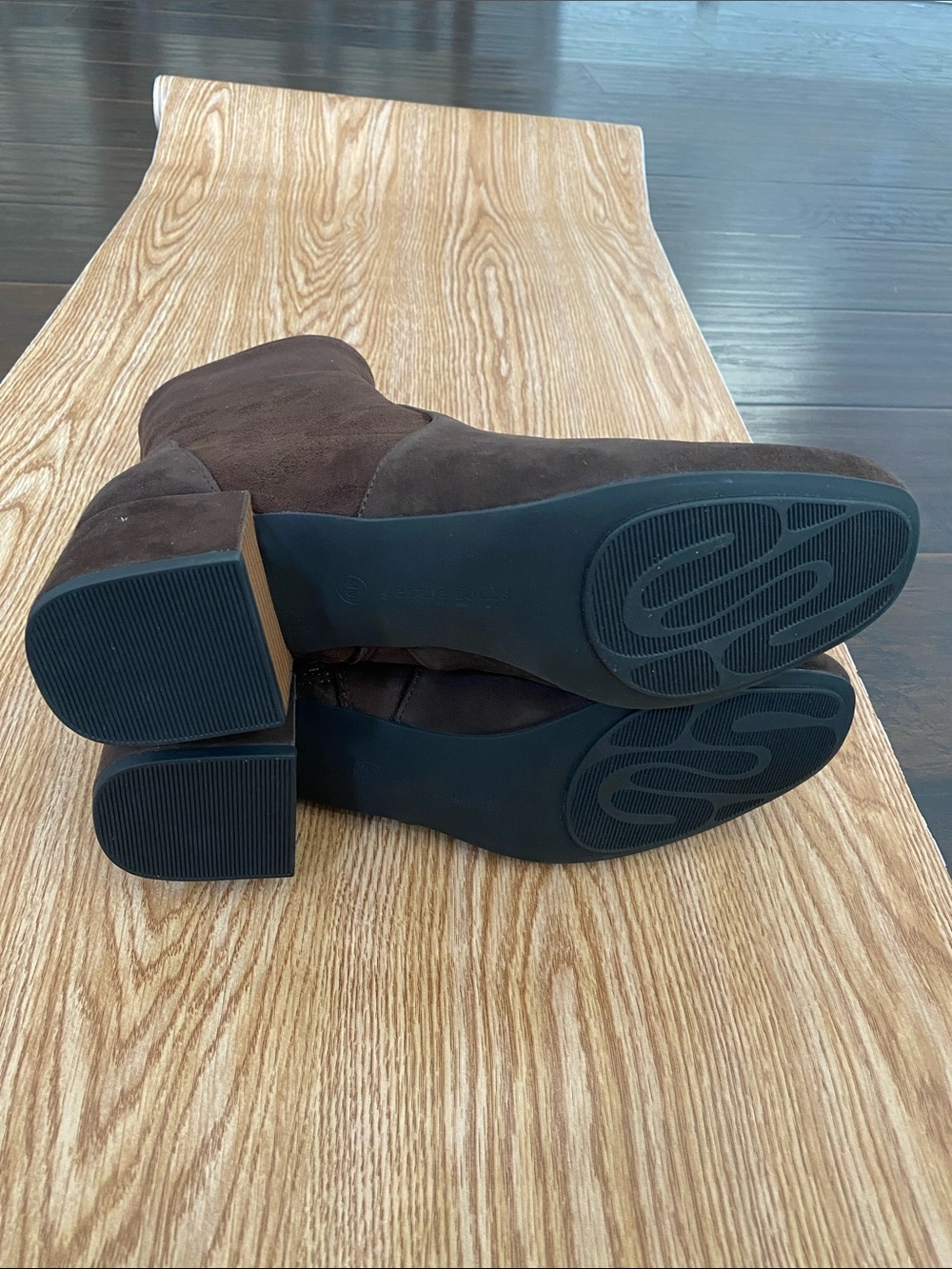 New with box gentle Souls by Kenneth Cole dark brown  boots women’s size 9 - Picture 6 of 7